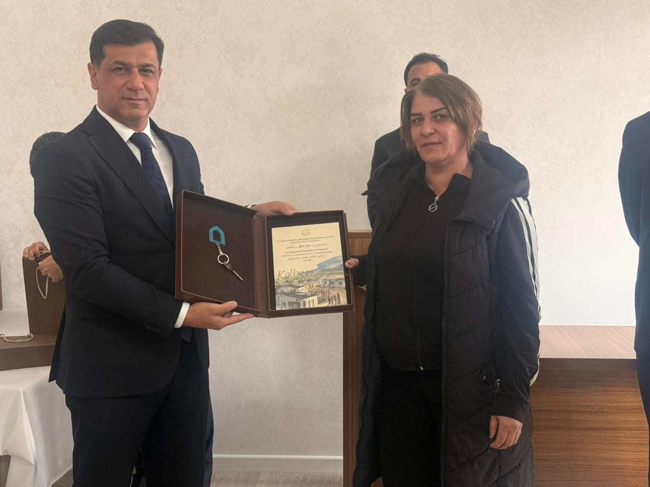 Kəlbəcərə yola salınan köç ünvana çatıb - FOTOLAR